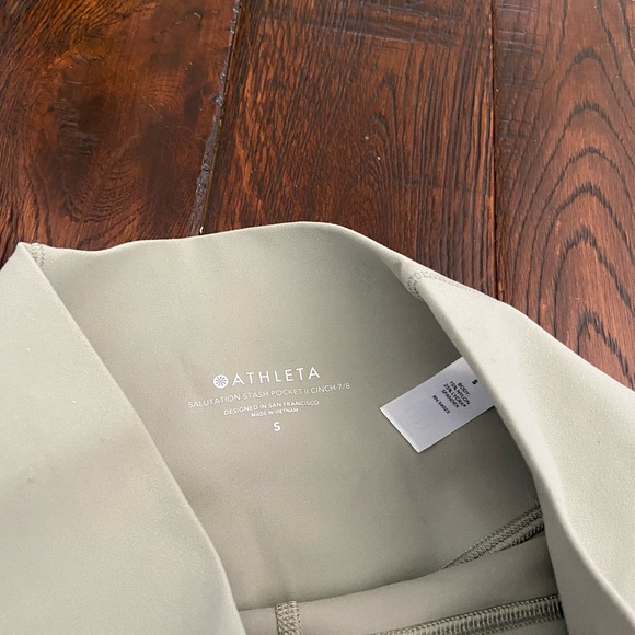 Athleta Salutation Stash Pocket II Cinch 7/8 Tight size S - Picture 10 of 14